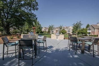 Courtyard with Grill Island